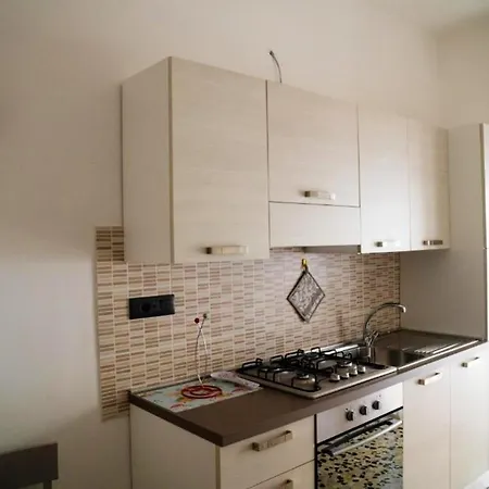 With 2 Bedrooms In With Wifi * Lamezia Terme