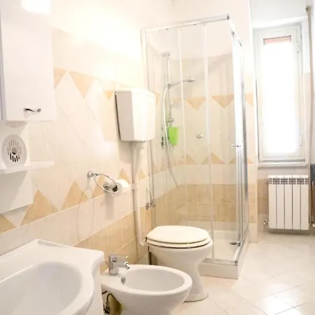 Διαμέρισμα With 2 Bedrooms In With Wifi